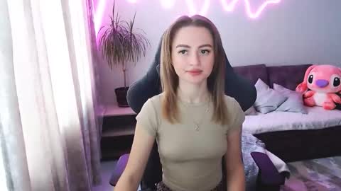 Bella online show from 10, 4, 2026