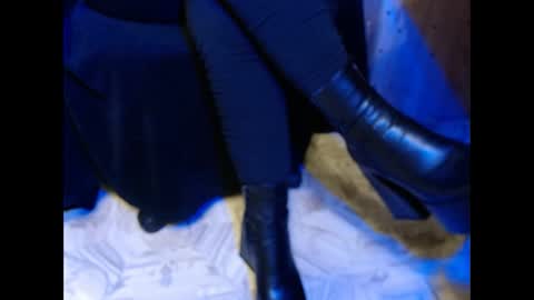 Renesmee online show from 1, 3, 2025