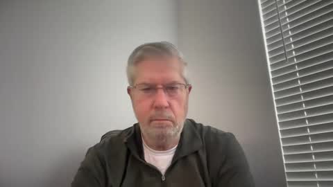 Snapshot of yougogirl_3 chatting on 15, 2, 2025 Colorado Guy Straight online show from 15, 2, 2025