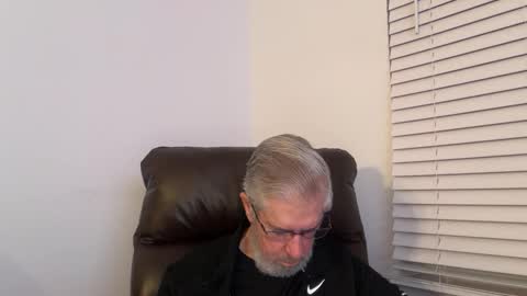 Snapshot of yougogirl_3 chatting on 18, 9, 2025 Colorado Guy Straight online show from 18, 9, 2025