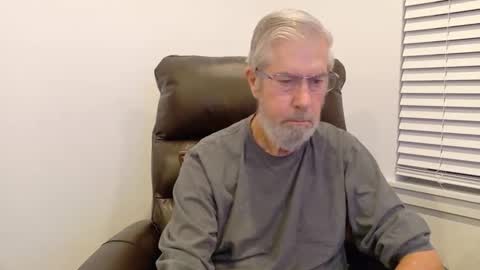 Snapshot of yougogirl_3 chatting on 5, 10, 2025 Colorado Guy Straight online show from 5, 10, 2025