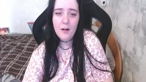 Snapshot of your_8a8y chatting on 6, 6, 2026 your_8a8y online show from 6, 6, 2026