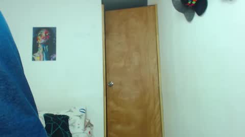 Snapshot of your_boy_hot chatting on 18, 5, 2026 your boy online show from 18, 5, 2026