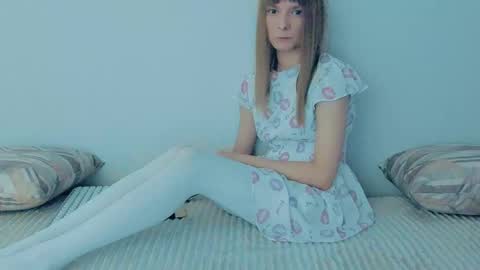 Lily online show from 16, 9, 2025