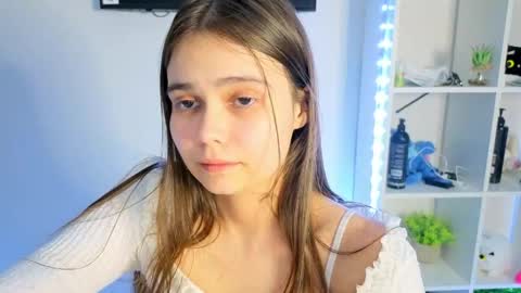 Snapshot of your_casual_vibes chatting on 13, 5, 2026 Julia Next stream online show from 13, 5, 2026