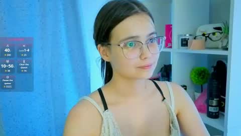 Julia Next stream  online show from 30, 7, 2026