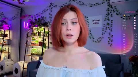 Snapshot of your_corvus chatting on 18, 11, 2025 your_corvus online show from 18, 11, 2025