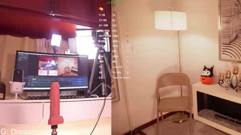 Isabella online show from 31, 10, 2025