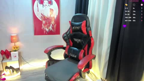 Snapshot of your_dreamasian chatting on 31, 12, 2024 YourSeductiveWife online show from 31, 12, 2024