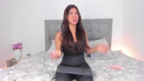 Eliza online show from 28, 1, 2025