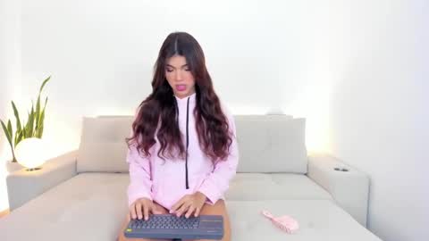 Eliza online show from 6, 3, 2025