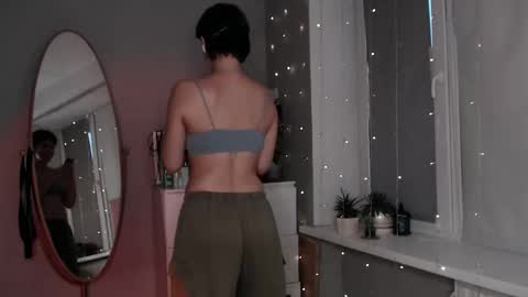 Alex and Kris long hair online show from 30, 9, 2025