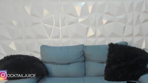 Snapshot of your_juice_ocktail chatting on 4, 2, 2026 your_juice_ocktail online show from 4, 2, 2026