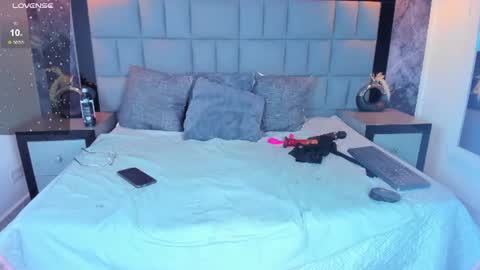 your_lady_milf online show from 11, 6, 2026