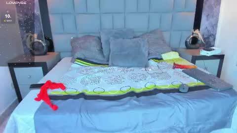 your_lady_milf online show from 19, 6, 2026