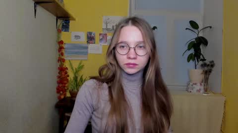 Leslie online show from 8, 12, 2024