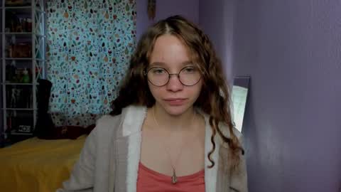 Leslie online show from 3, 10, 2025