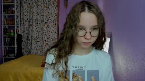 Leslie online show from 8, 10, 2025