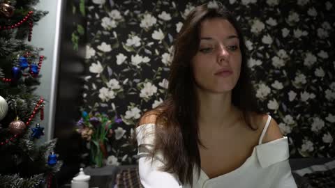 Snapshot of your_little_flexible_girl chatting on 20, 12, 2024 Meri online show from 20, 12, 2024