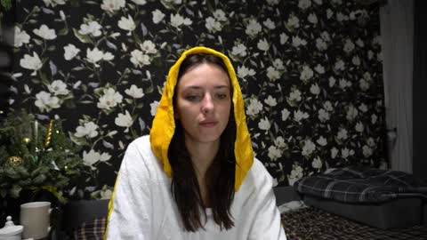 Snapshot of your_little_flexible_girl chatting on 21, 12, 2024 Meri online show from 21, 12, 2024