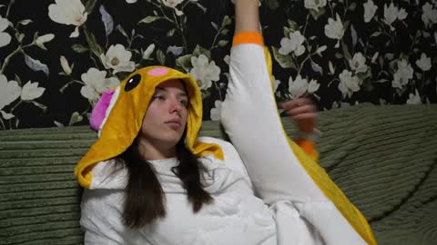 Snapshot of your_little_flexible_girl chatting on 18, 1, 2025 Meri online show from 18, 1, 2025