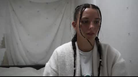 Snapshot of your_little_flexible_girl chatting on 21, 9, 2025 Meri online show from 21, 9, 2025