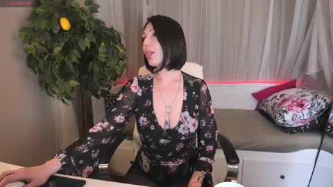 Viky online show from 5, 3, 2025