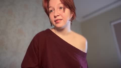 Snapshot of your_moonlight_ chatting on 25, 5, 2026 Mia online show from 25, 5, 2026