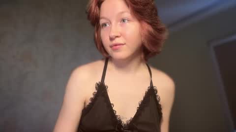 Snapshot of your_moonlight_ chatting on 31, 5, 2026 Mia online show from 31, 5, 2026