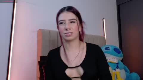 Snapshot of your_rosalie chatting on 13, 5, 2026 your_rosalie online show from 13, 5, 2026