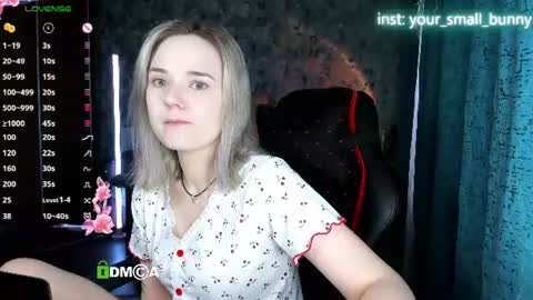Snapshot of your_small_bunny chatting on 21, 7, 2026 Molly online show from 21, 7, 2026