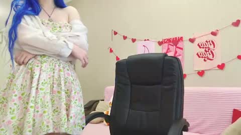 Snapshot of your_tender_doll chatting on 6, 6, 2026 Alice online show from 6, 6, 2026