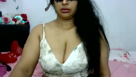 Snapshot of yourashawari chatting on 28, 4, 2026 yourashawari online show from 28, 4, 2026