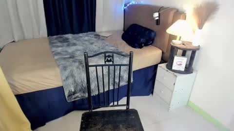 yourasian_bradley online show from 21, 2, 2025