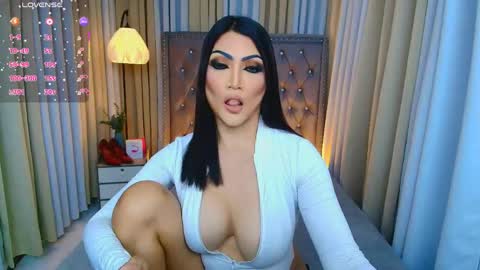 Goddess online show from 15, 4, 2026