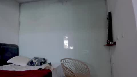 insta  yourboniee online show from 17, 9, 2025