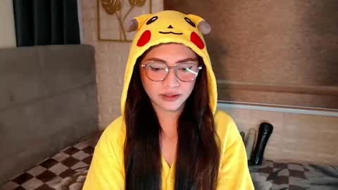 JEN  online show from 10, 1, 2025