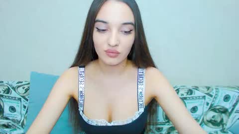 Snapshot of yourdreammary chatting on 31, 3, 2026 Adele online show from 31, 3, 2026