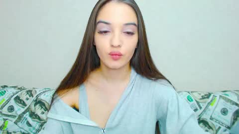 Snapshot of yourdreammary chatting on 10, 4, 2026 Adele online show from 10, 4, 2026