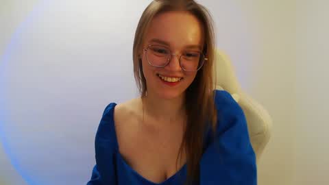 Lana online show from 1, 2, 2025