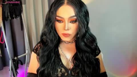  not into STINGY and CHEAP people online show from 11, 9, 2025