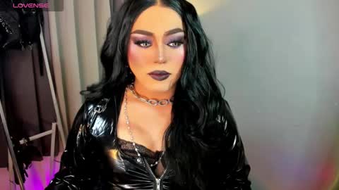  not into STINGY and CHEAP people online show from 17, 9, 2025