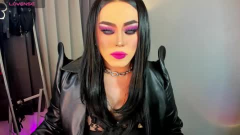  not into STINGY and CHEAP people online show from 18, 9, 2025