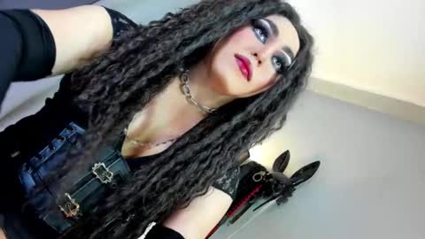  not into STINGY and CHEAP people online show from 22, 11, 2025