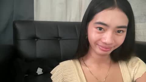 yourgirlsweet_kishia online show from 15, 5, 2026