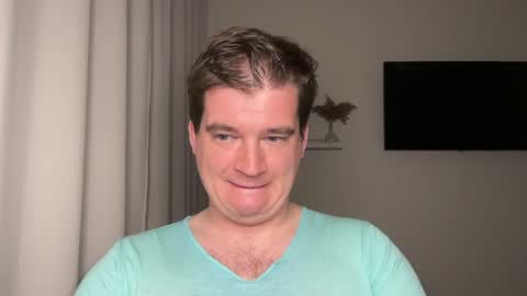 Snapshot of yourhairybuddy chatting on 17, 5, 2026 Andrey online show from 17, 5, 2026