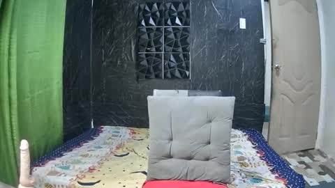 yourhotdodz online show from 15, 2, 2026