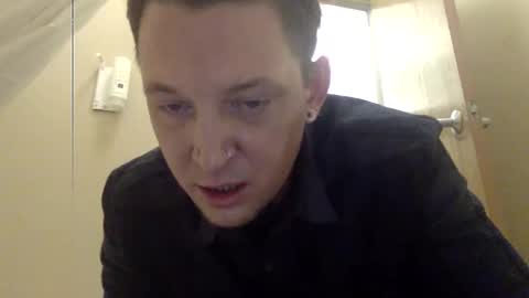 Kaitie Cummings online show from 18, 3, 2026