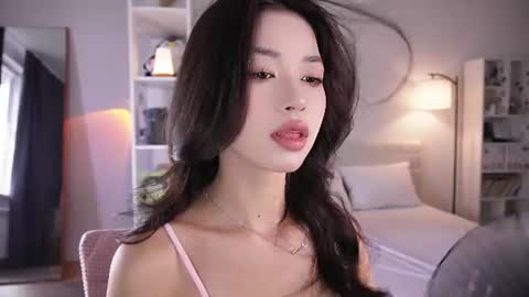 yourlittlesunrise_ online show from 1, 7, 2026