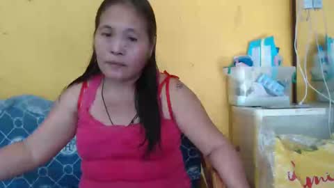 Snapshot of yourlove_regine chatting on 10, 1, 2025 Regine online show from 10, 1, 2025